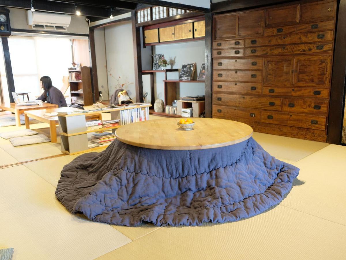 Hostel&Tatami Bar Uchikobare Bagian luar foto