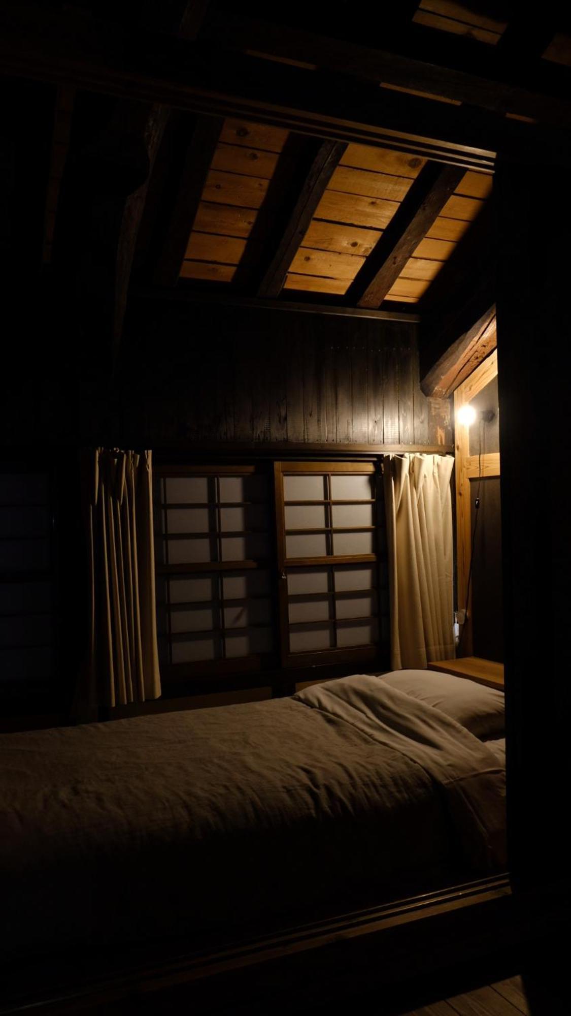 Hostel&Tatami Bar Uchikobare Bagian luar foto